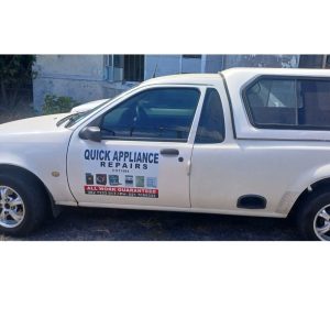 Magnetic vehicle signs